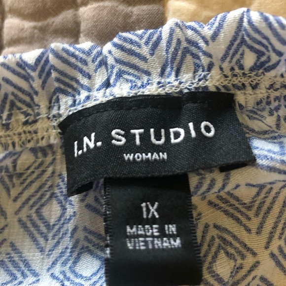 I.N. Studio 3/4 Sleeve Plus Size Blouse - Picture 3 of 4